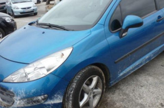 Bras essuie glace avant droit PEUGEOT 207