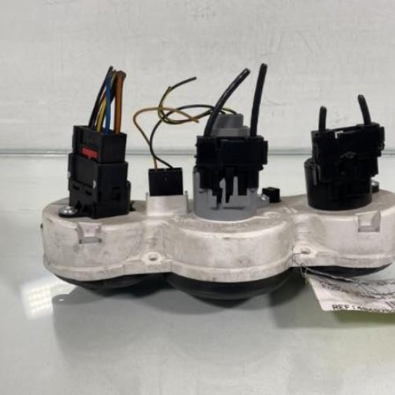 Commande chauffage FORD FOCUS 1 Photo n°3