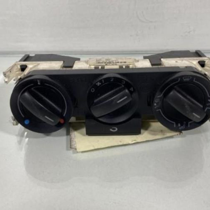 Commande chauffage VOLKSWAGEN FOX Photo n°1