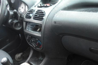 Bras essuie glace avant droit PEUGEOT 206