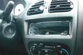 Bras essuie glace avant droit PEUGEOT 206