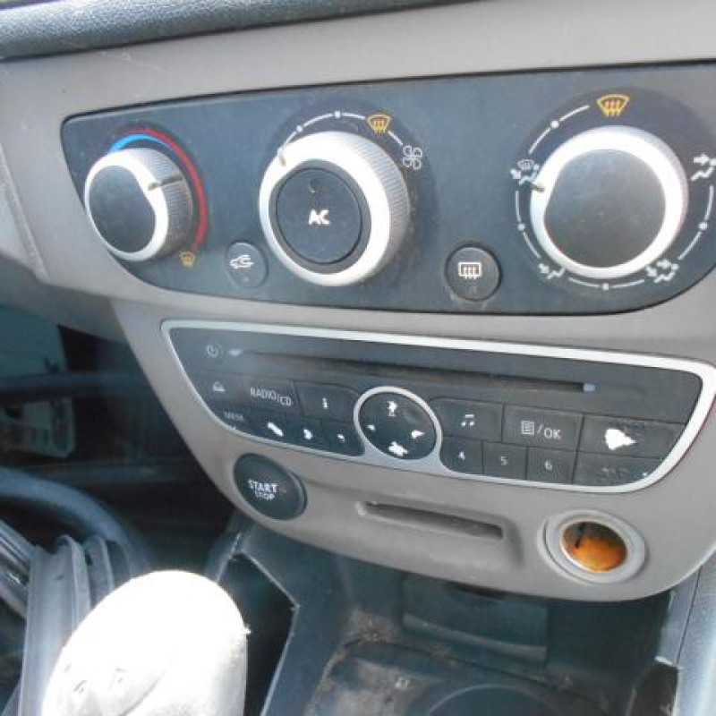Commande chauffage RENAULT MEGANE 3 Photo n°9