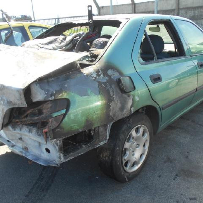 Amortisseur avant gauche PEUGEOT 406 Photo n°4