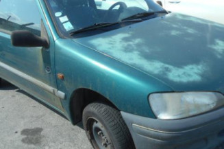 Cremaillere assistee PEUGEOT 106