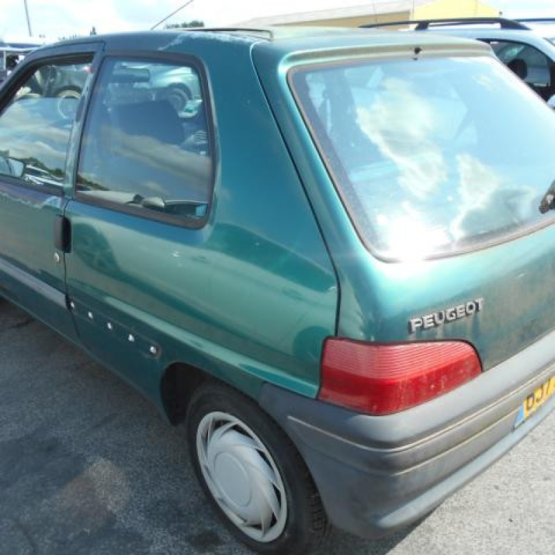 Cremaillere assistee PEUGEOT 106 Photo n°5