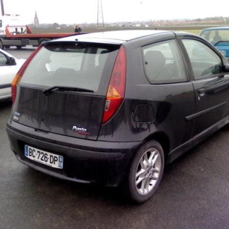 Malle/Hayon arriere FIAT PUNTO 2 Photo n°4