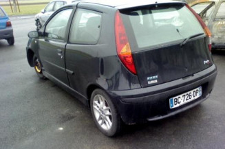 Malle/Hayon arriere FIAT PUNTO 2