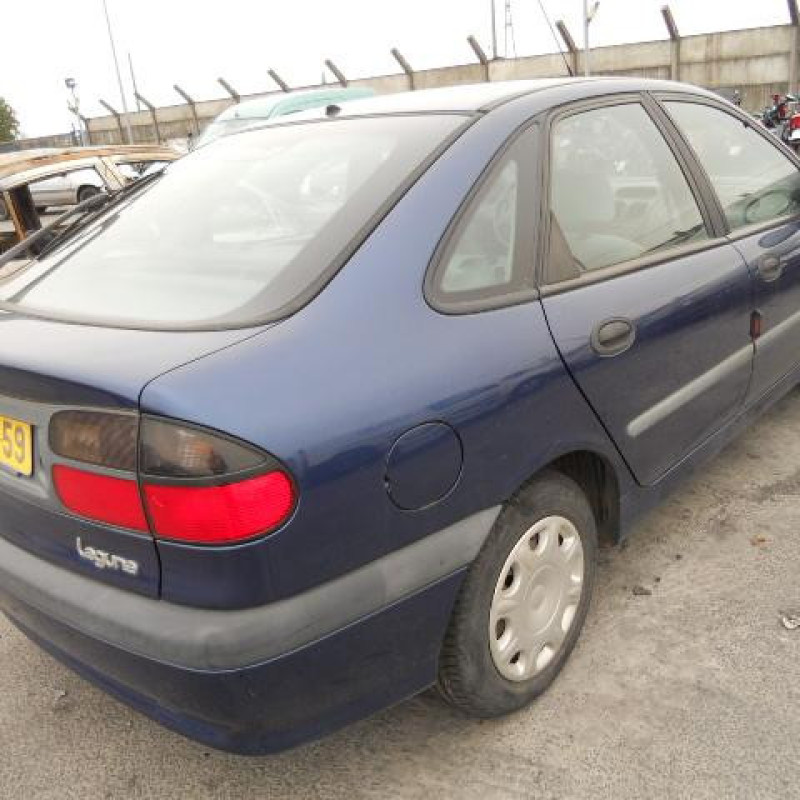 Face avant RENAULT LAGUNA 1 Photo n°4