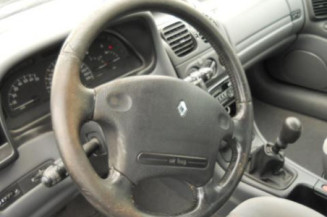 Face avant RENAULT LAGUNA 1