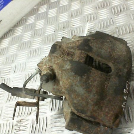 Etrier avant gauche (freinage) AUDI A4 1
