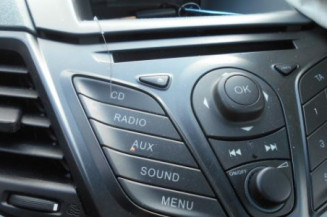 Bras essuie glace avant gauche FORD FIESTA 6