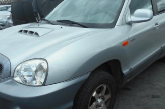 Traverse superieure HYUNDAI SANTA FE 1