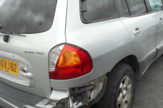 Traverse superieure HYUNDAI SANTA FE 1
