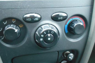 Traverse superieure HYUNDAI SANTA FE 1