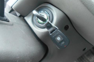 Traverse superieure HYUNDAI SANTA FE 1