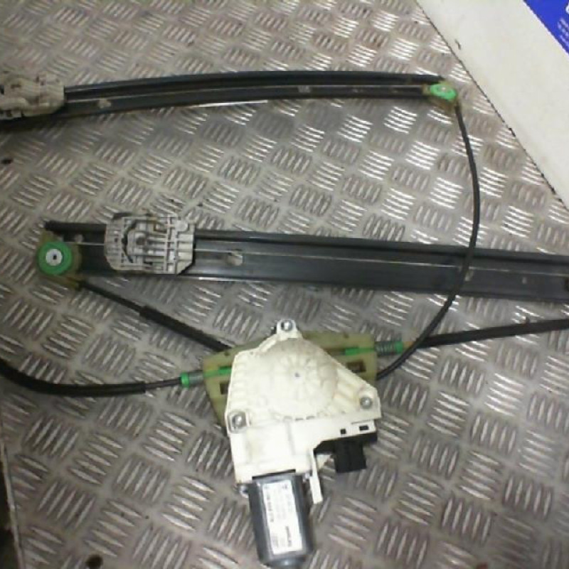 Leve vitre electrique avant gauche AUDI Q7 1 Photo n°1