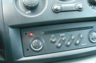 Eclairage de plafonnier RENAULT SCENIC 2