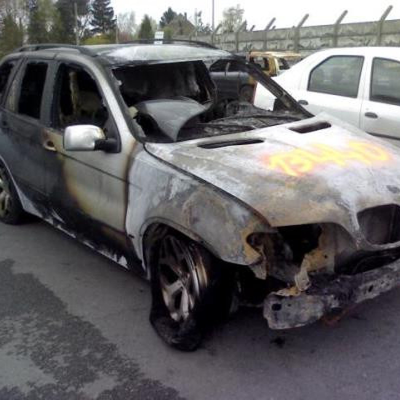 Malle/Hayon arriere BMW X5 E53 Photo n°4