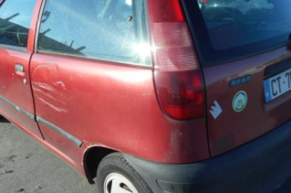 Retroviseur droit FIAT PUNTO 1