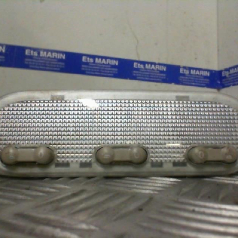 Eclairage de plafonnier RENAULT SCENIC 2 Photo n°1