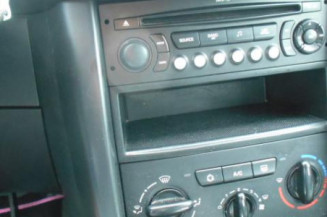 Poignee interieur avant droit PEUGEOT 207