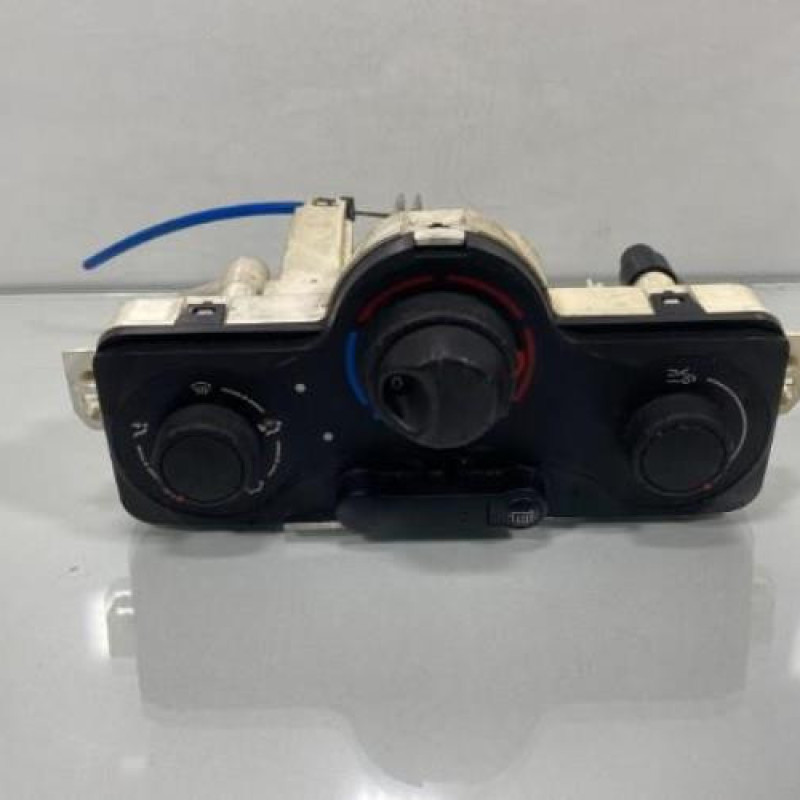 Commande chauffage RENAULT CLIO 3 Photo n°1