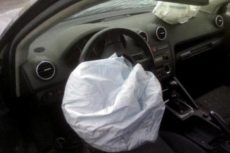 Bras essuie glace avant droit AUDI A3 2