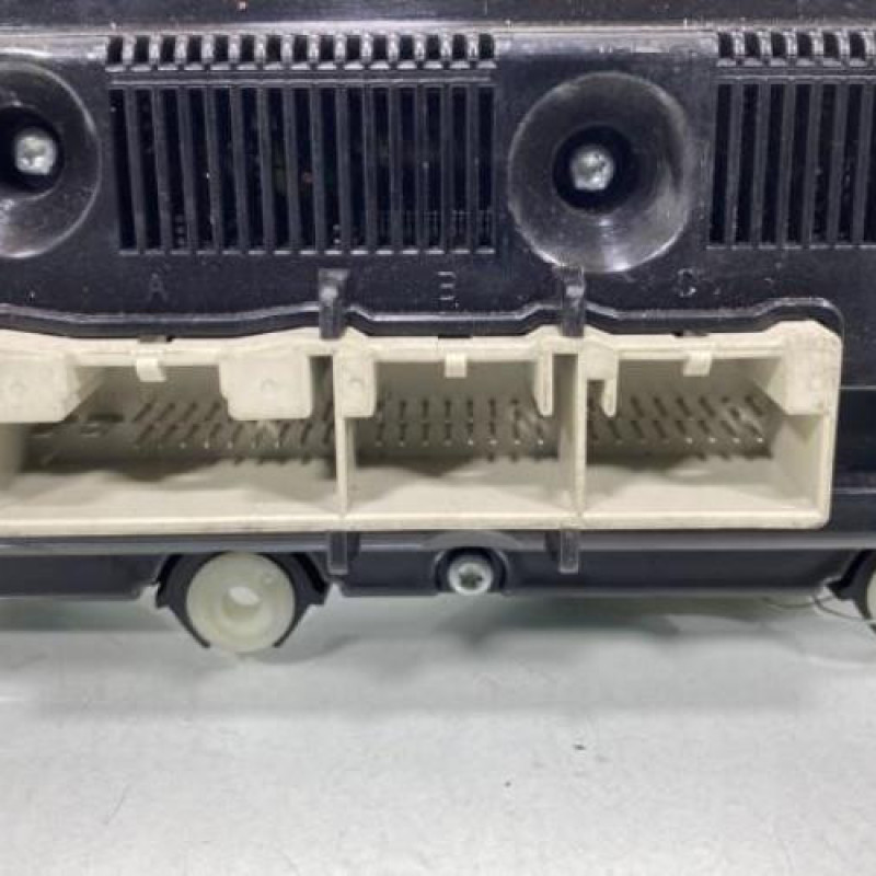 Commande chauffage VOLKSWAGEN GOLF 5 Photo n°3
