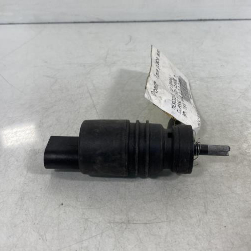 Pompe lave glace avant MERCEDES CLASSE M 163 Photo n°1