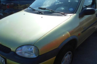Pivot de moyeu avant droit OPEL CORSA B