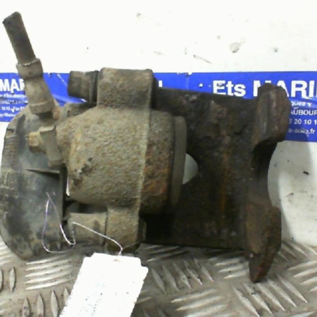 Etrier avant droit (freinage) VOLKSWAGEN POLO 3 Photo n°1
