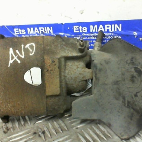 Etrier avant droit (freinage) VOLKSWAGEN POLO 3