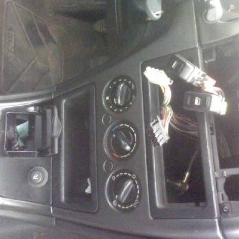 Leve vitre electrique avant droit CITROEN XSARA Photo n°8