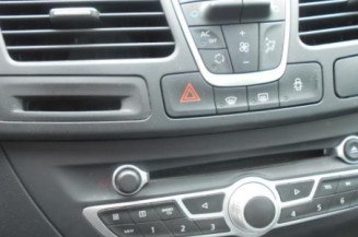 Poignee interieur arriere droit RENAULT LAGUNA 3