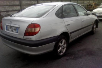 Retroviseur droit TOYOTA AVENSIS 1