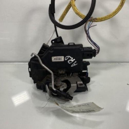 Serrure arriere droit AUDI A6 2