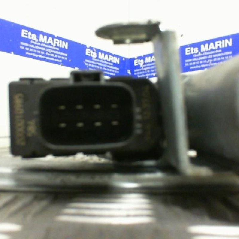 Leve vitre electrique arriere droit FORD MONDEO 2 Photo n°2