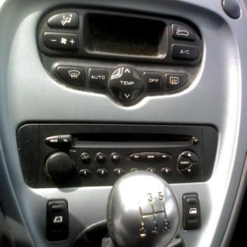 Leve vitre electrique avant droit CITROEN XSARA PICASSO Photo n°8