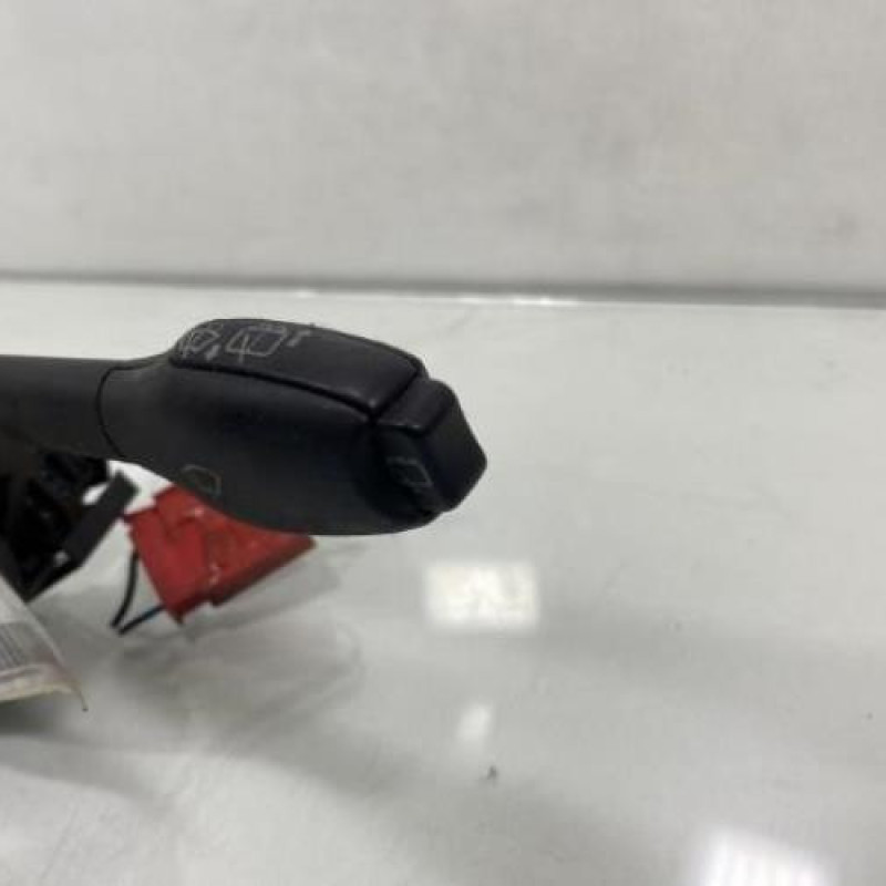 Com (Bloc Contacteur Tournant+Commodo Essuie Glace+Commodo Phare) SEAT AROSA Photo n°5