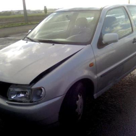 Bras essuie glace avant gauche VOLKSWAGEN POLO 3