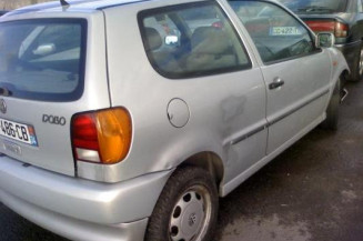 Bras essuie glace avant gauche VOLKSWAGEN POLO 3