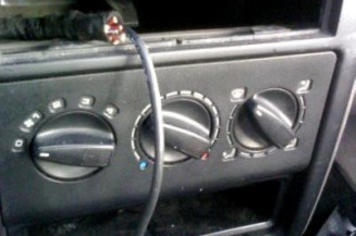 Bras essuie glace avant gauche VOLKSWAGEN POLO 3
