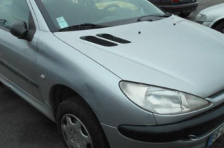 Bras essuie glace avant gauche PEUGEOT 206