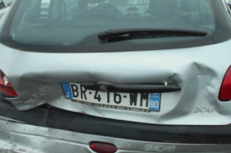 Bras essuie glace avant gauche PEUGEOT 206