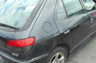 Malle/Hayon arriere PEUGEOT 306