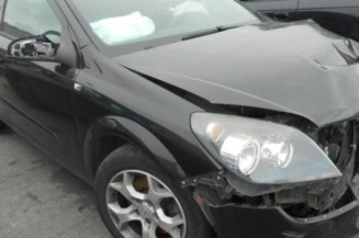 Boite a gants OPEL ASTRA H