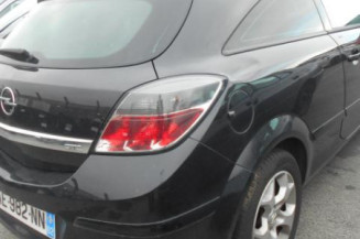 Boite a gants OPEL ASTRA H
