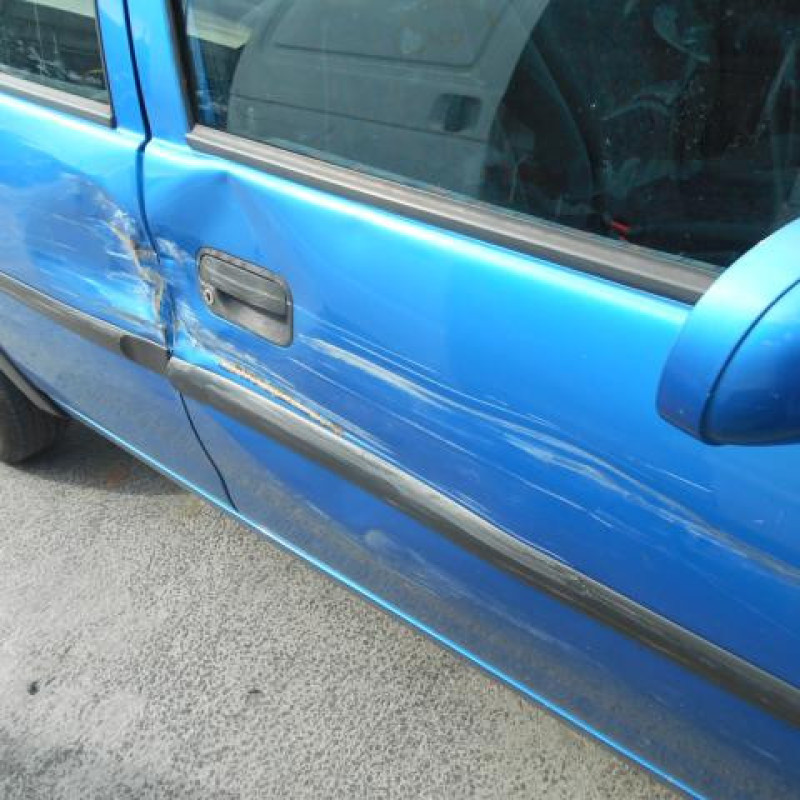 Bloc ABS (freins anti-blocage) OPEL CORSA B Photo n°5
