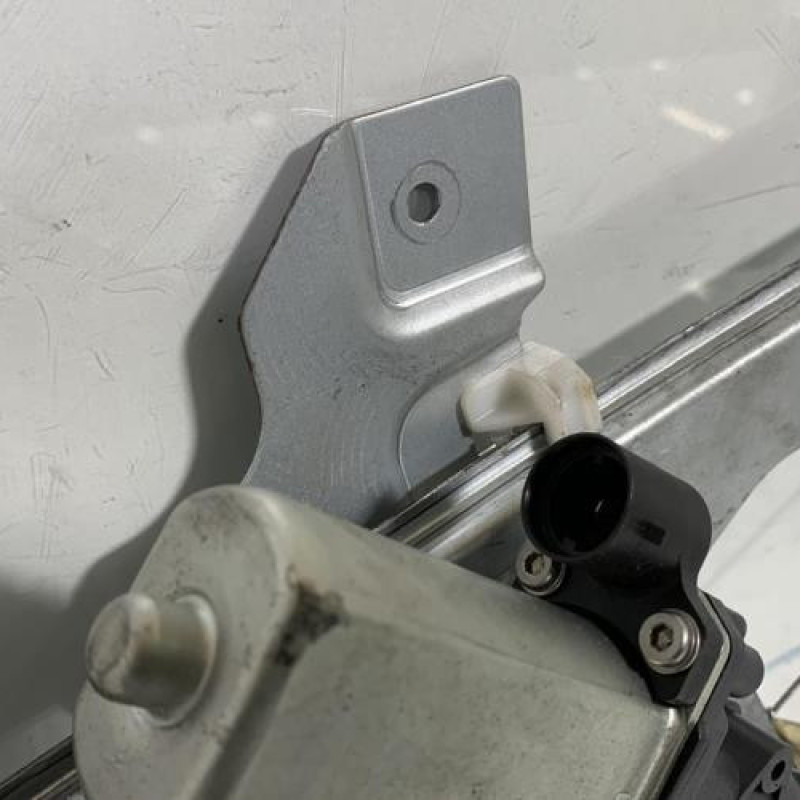 Leve vitre electrique avant droit DACIA SANDERO 1 Photo n°3