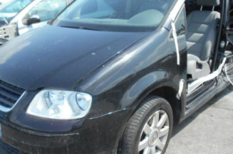 Boite a gants VOLKSWAGEN TOURAN 1